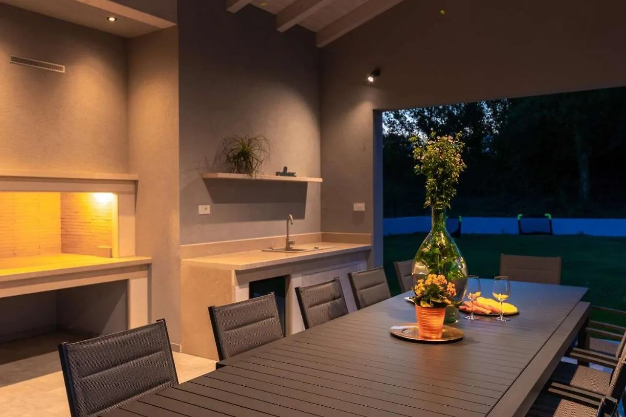 Villa Tre Olive Grandici Croatia