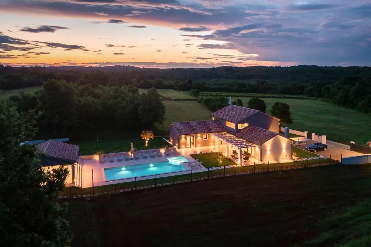 Holiday home Villa Tre Olive Grandici